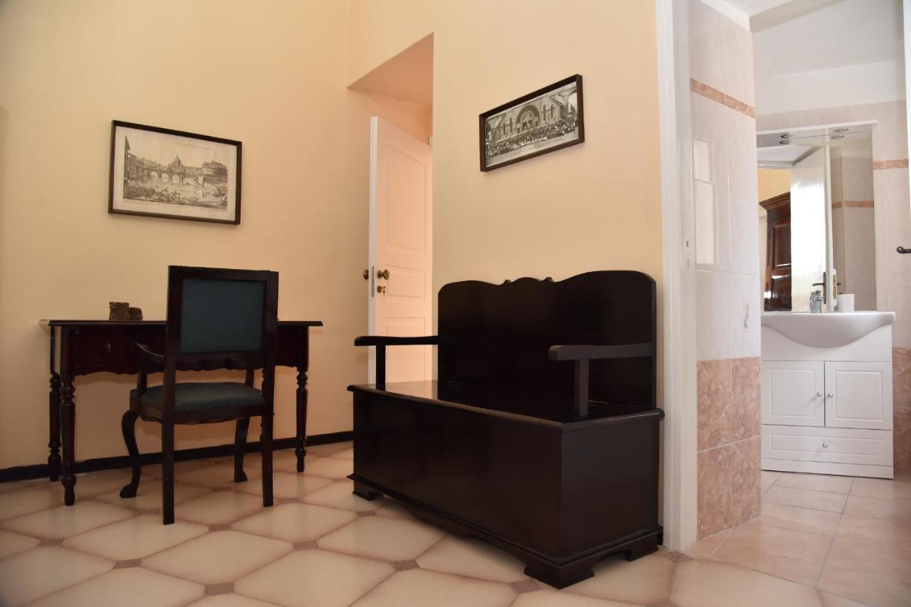 Rosaria Suite & Rooms Lecce Kültér fotó